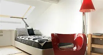 Corsocomootto Milan