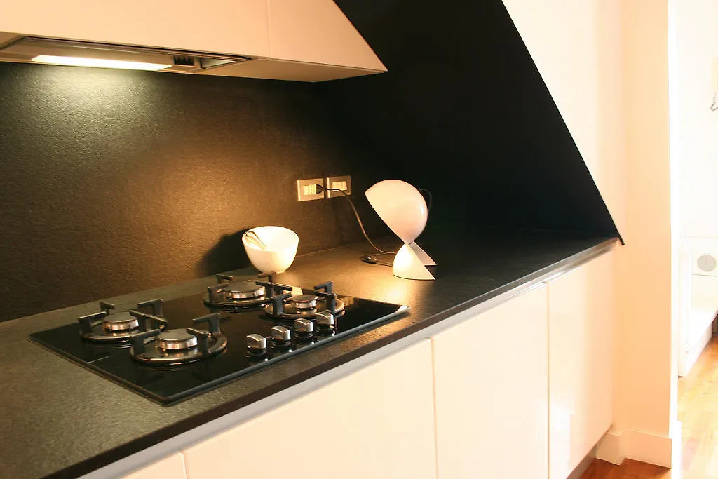 Corsocomootto Milan Apartment