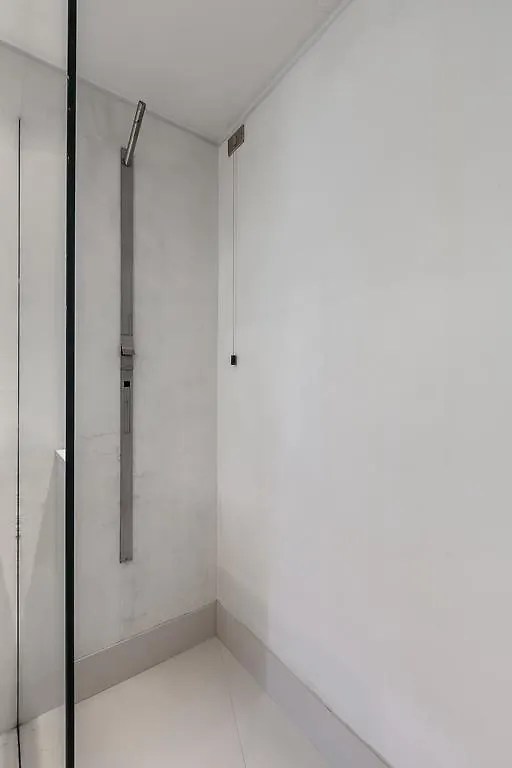 Corsocomootto ميلان 0*,